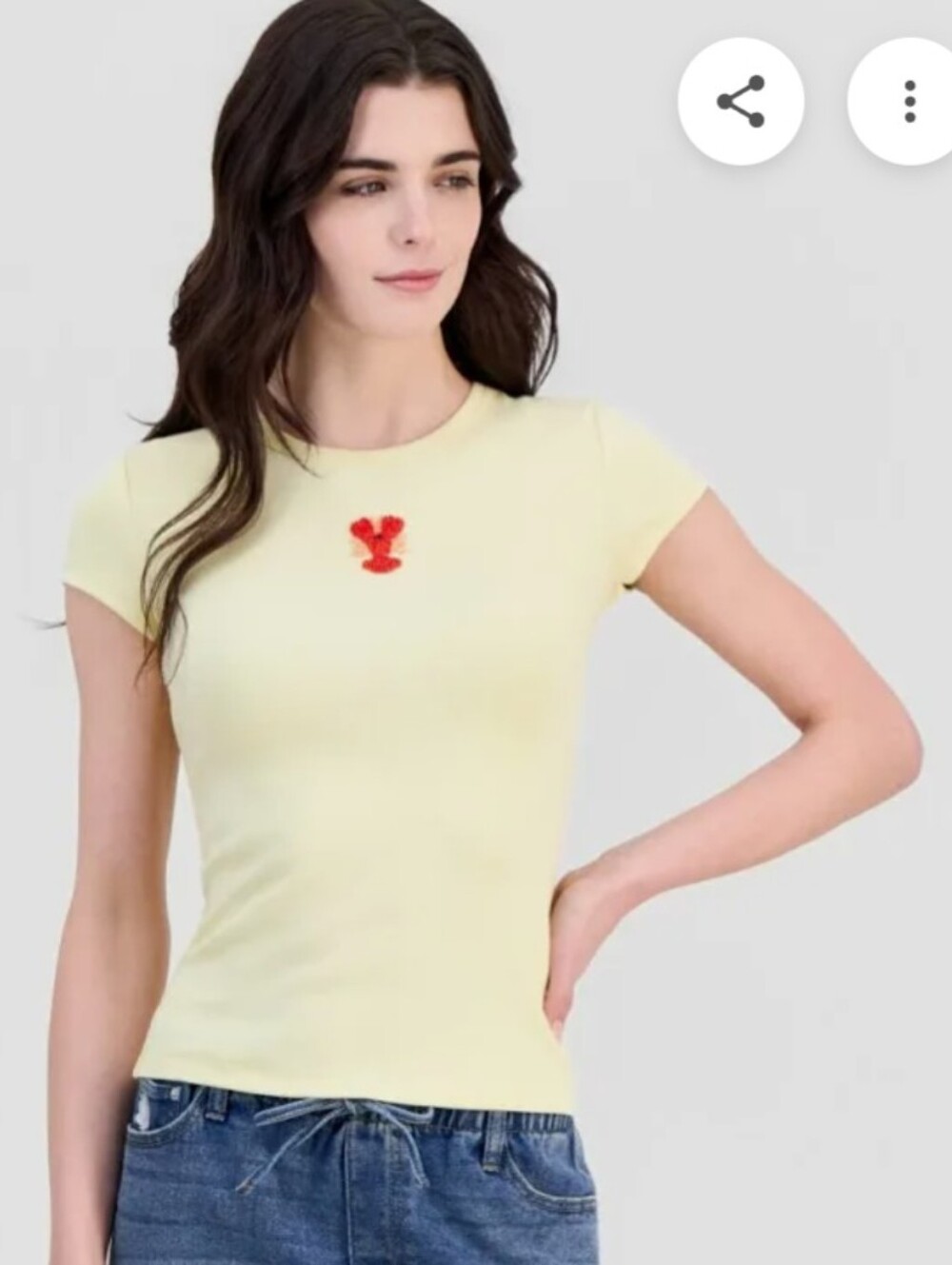 🦞NWT Pale Yellow Short Sleeve Tee w/Lobster Design